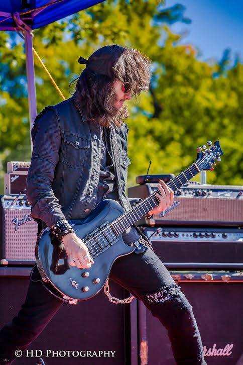 11026468_890643287665701_572991550_n