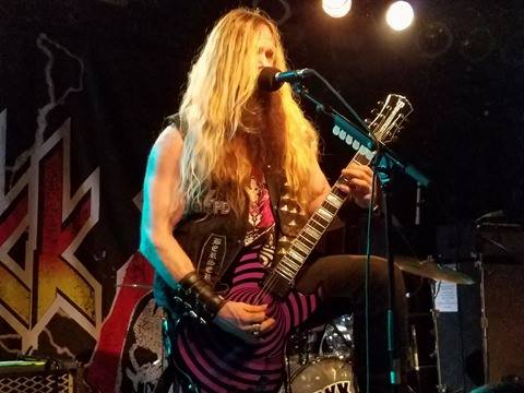 18902006_1788762424768693_535088899_n