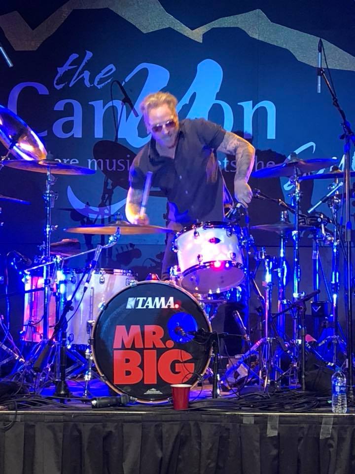 33302286_10156685440604750_2999730787319808000_n