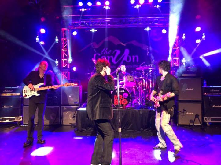 33505962_10156685422129750_4686319643655143424_n